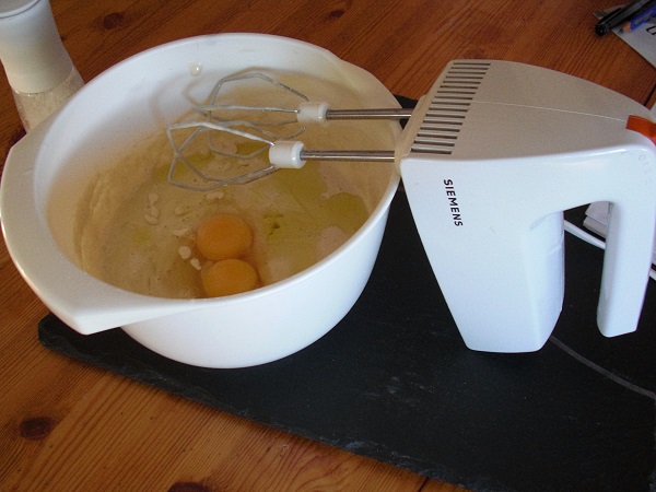 Apfelkräpflateig