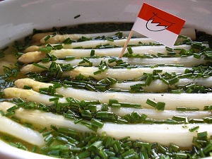 Fränkischer Spargelsalat süß-sauer