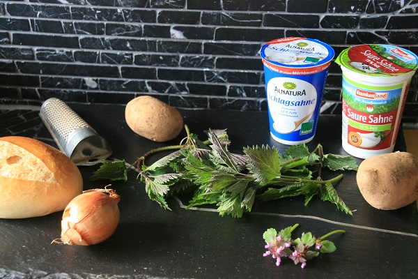 Zutaten für Brennnesselsuppe