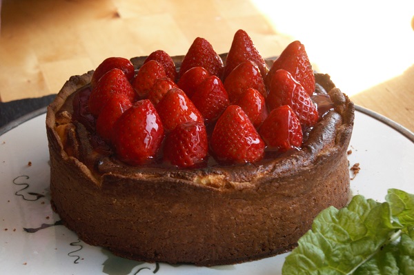 Käsekuchen mit Erdbeeren
